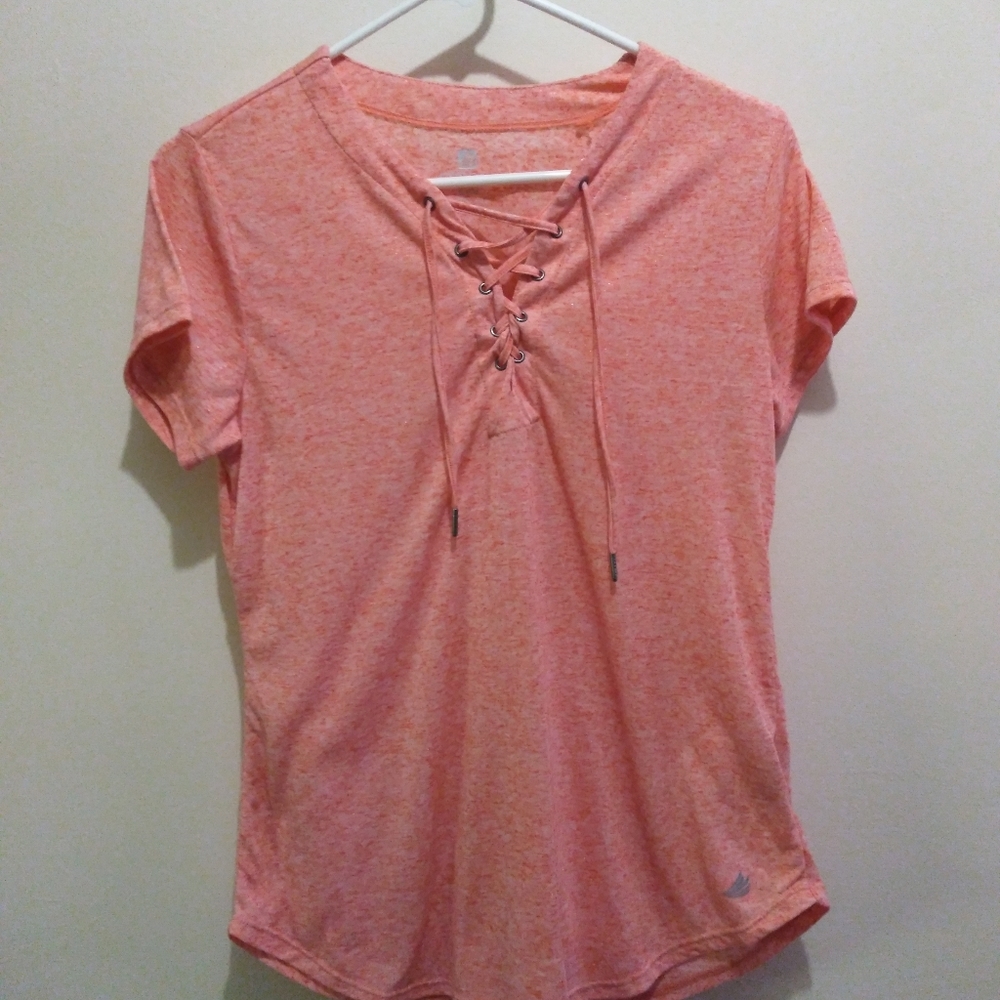 2/$15 Free 2 B Athletic Top Size Medium